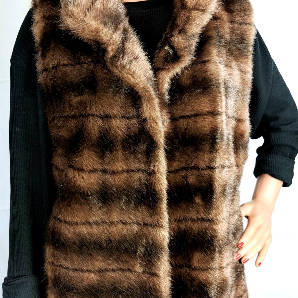 Fashionable/Sexy HONEY BROWN FAUX FUR MINK VEST